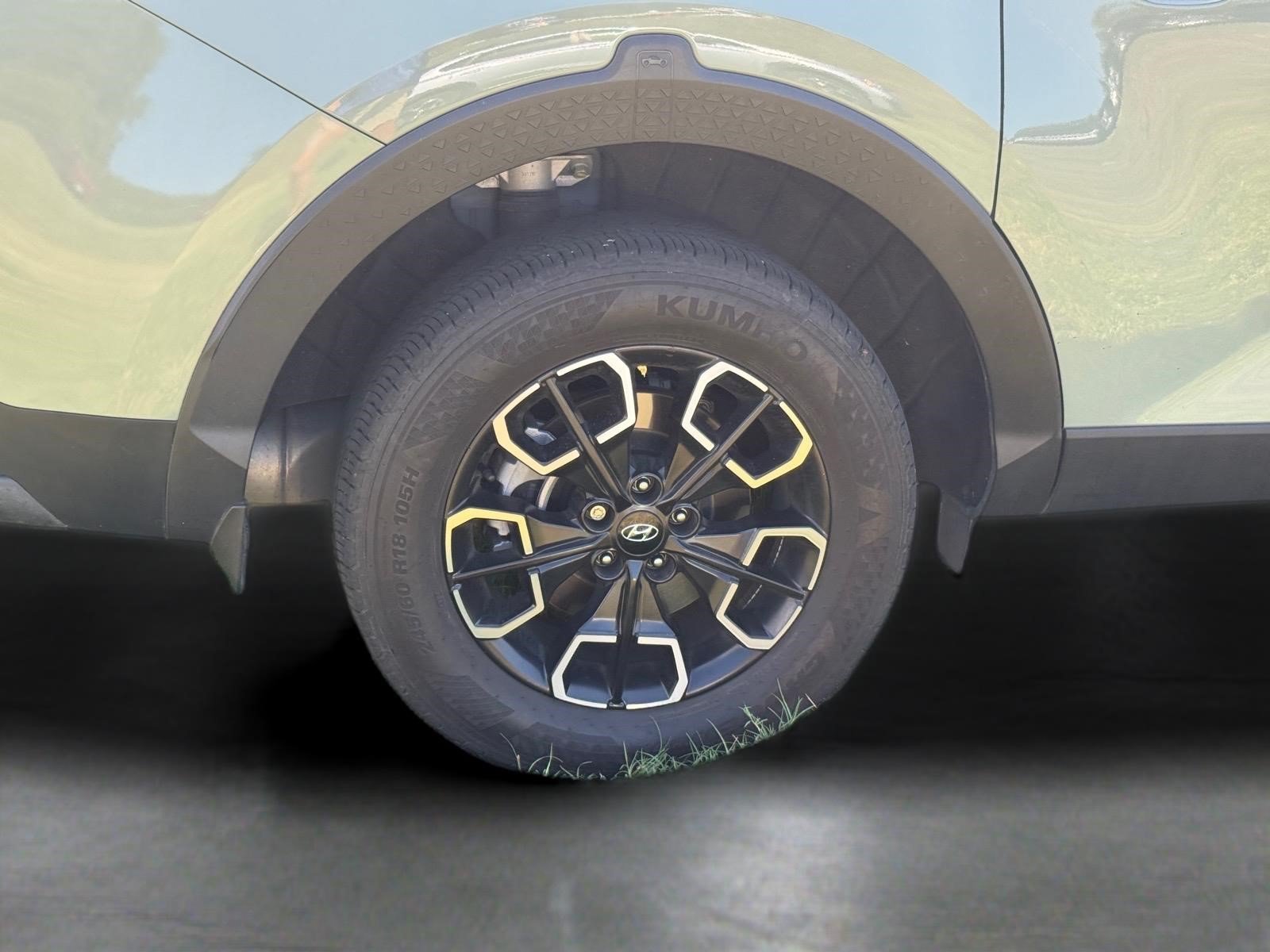 Certified 2024 Hyundai Santa Cruz SEL w/ Activity Package FWD image 15