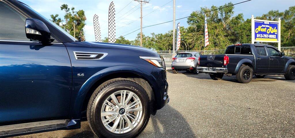 Used 2018 INFINITI QX80 Signature Edition w/ All Season Package image 5