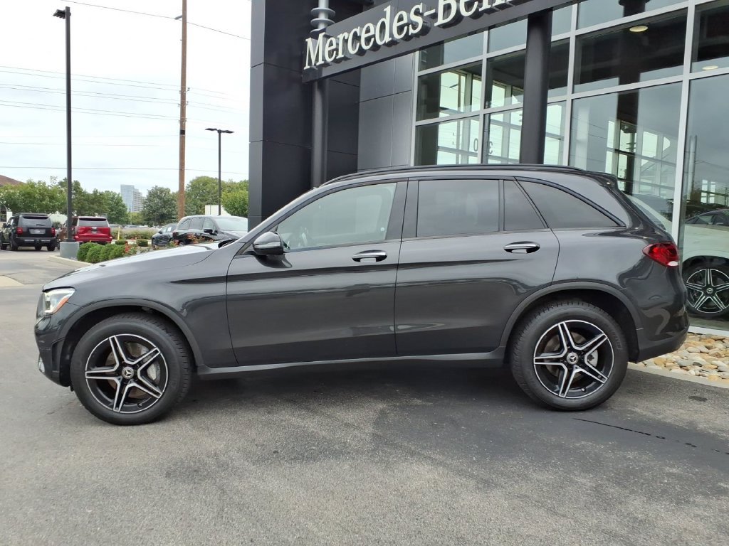 Used 2020 Mercedes-Benz GLC 300 4MATIC image 3
