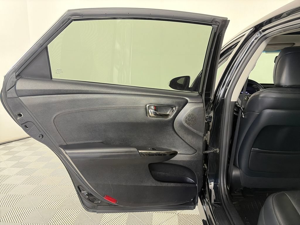 Used 2014 Toyota Avalon XLE Touring FWD image 12