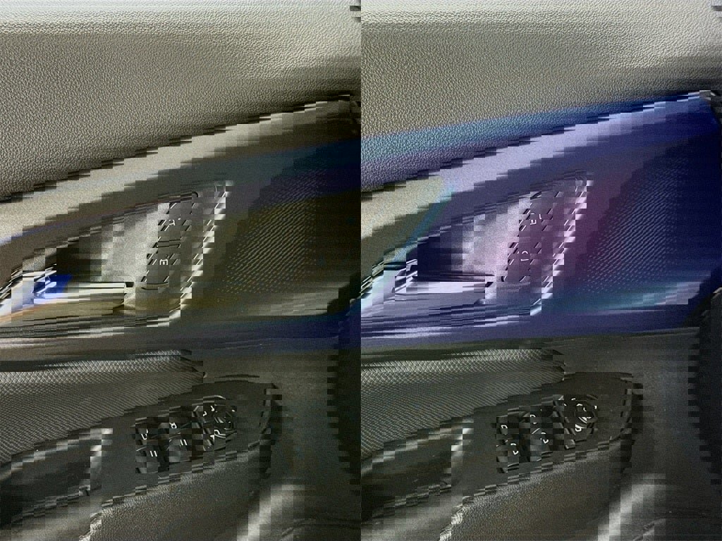 New 2026 Chevrolet Equinox EV LT image 13