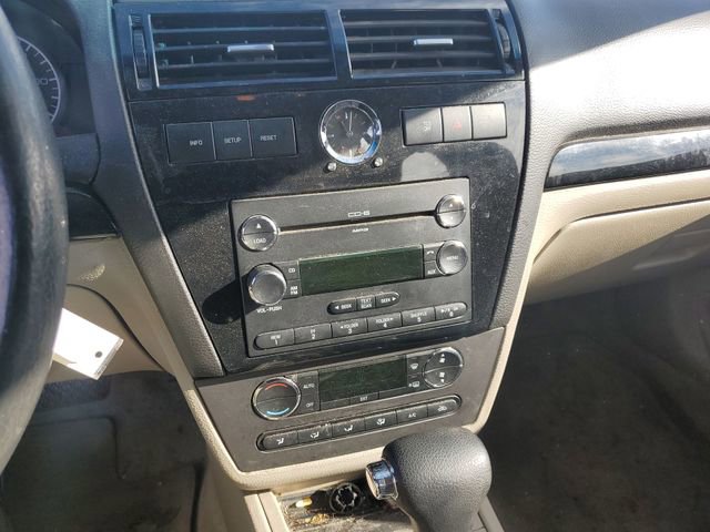 Used 2009 Ford Fusion SEL image 6