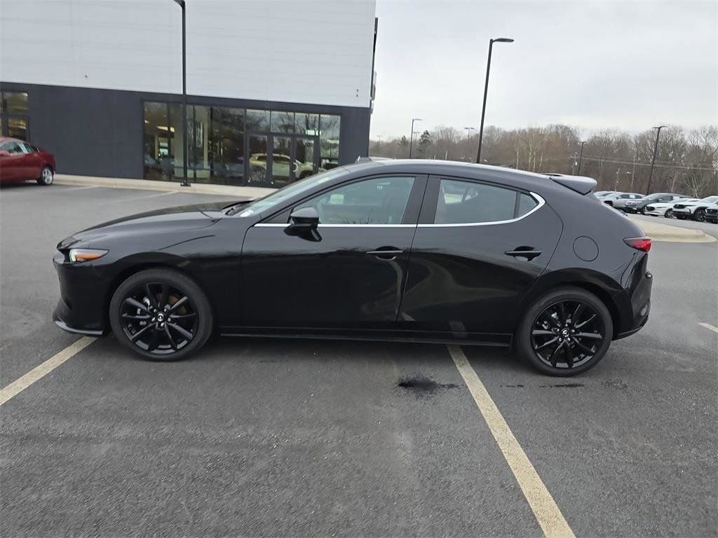 New 2026 MAZDA MAZDA3 Hatchback w/Premium Plus Pkg image 7