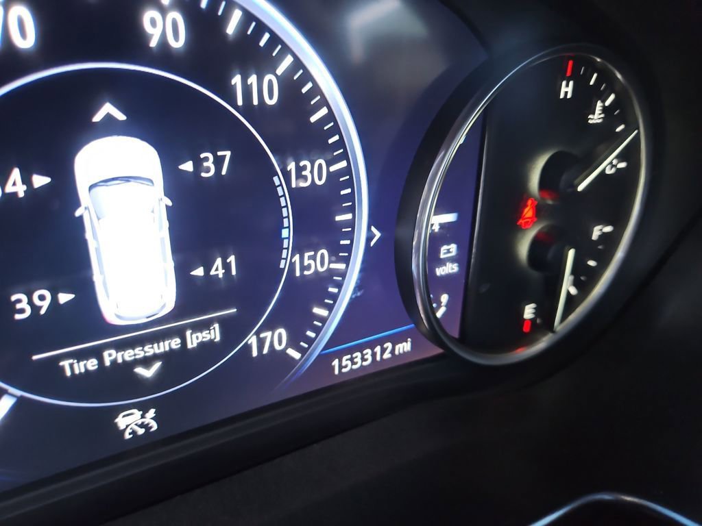 Used 2021 Buick Enclave Avenir w/ Avenir Technology Package image 16