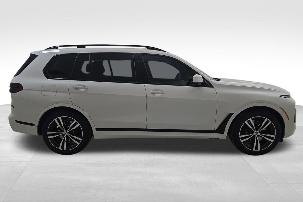 Certified 2024 BMW X7 xDrive40i w/ Executive Package image 10