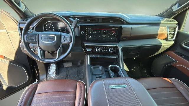 Used 2024 GMC Sierra 2500 Denali Ultimate w/ Max Trailering Package image 16
