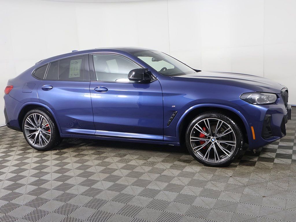 Used 2024 BMW X4 M40i w/ Premium Enhanced Package image 21