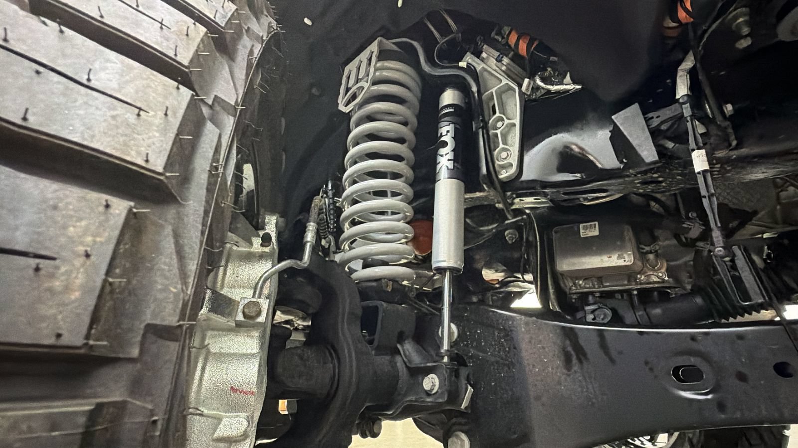 Used 2026 Ford F450 Platinum w/ FX4 Off-Road Package AWD/4WD image 16