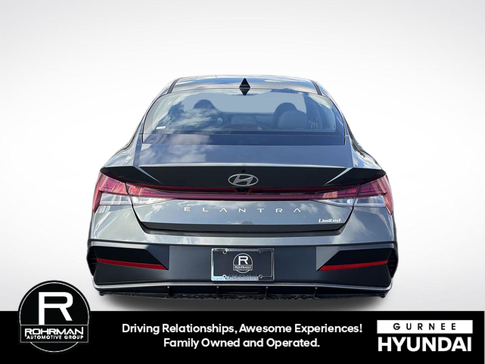 New 2026 Hyundai Elantra Limited FWD image 8