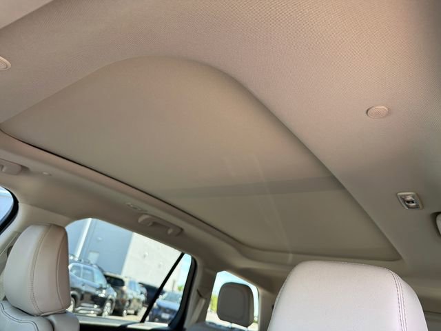 Used 2024 Lincoln Aviator Reserve w/ Equipment Group 201A image 16