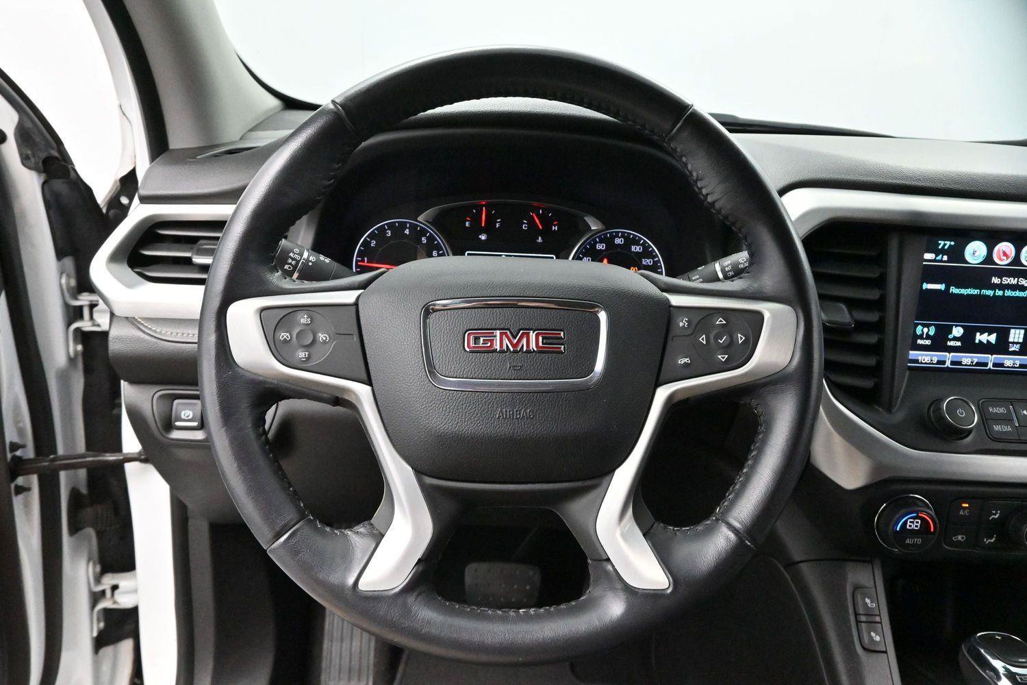 Used 2019 GMC Acadia SLT FWD image 15