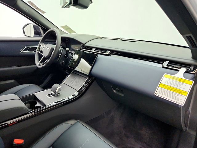 New 2026 Land Rover Range Rover Velar Dynamic SE image 18