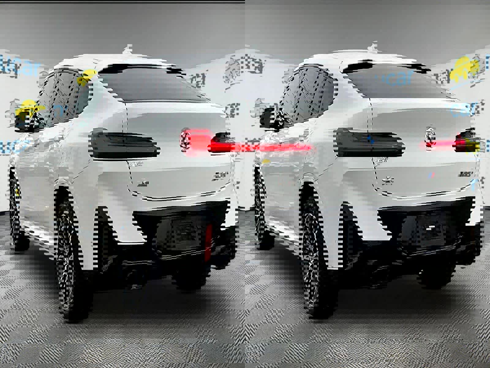 Used 2022 BMW X4 M40i w/ Parking Assistance Package image 4