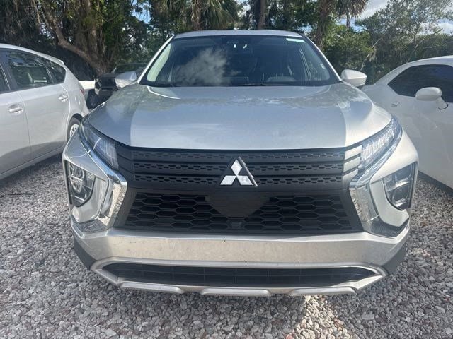 Used 2025 Mitsubishi Eclipse Cross Black Edition image 10