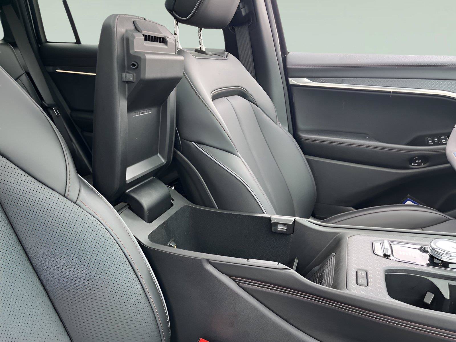 New 2025 Jeep Wagoneer S Limited AWD/4WD image 27