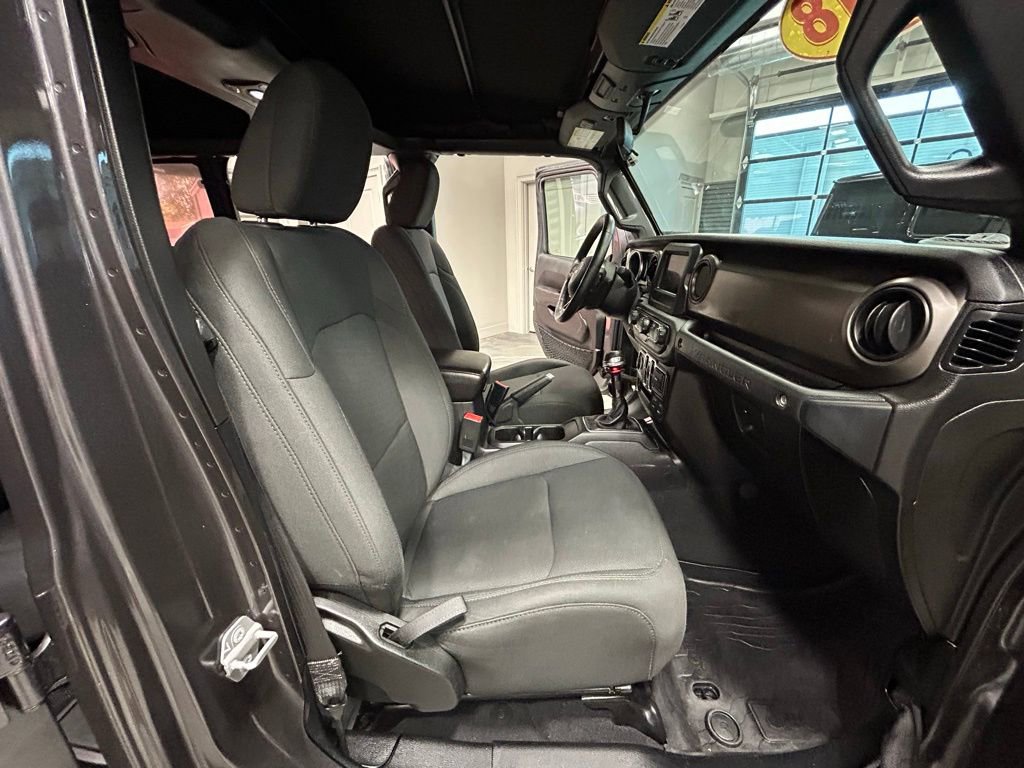 Used 2018 Jeep Wrangler Unlimited Sport S image 40