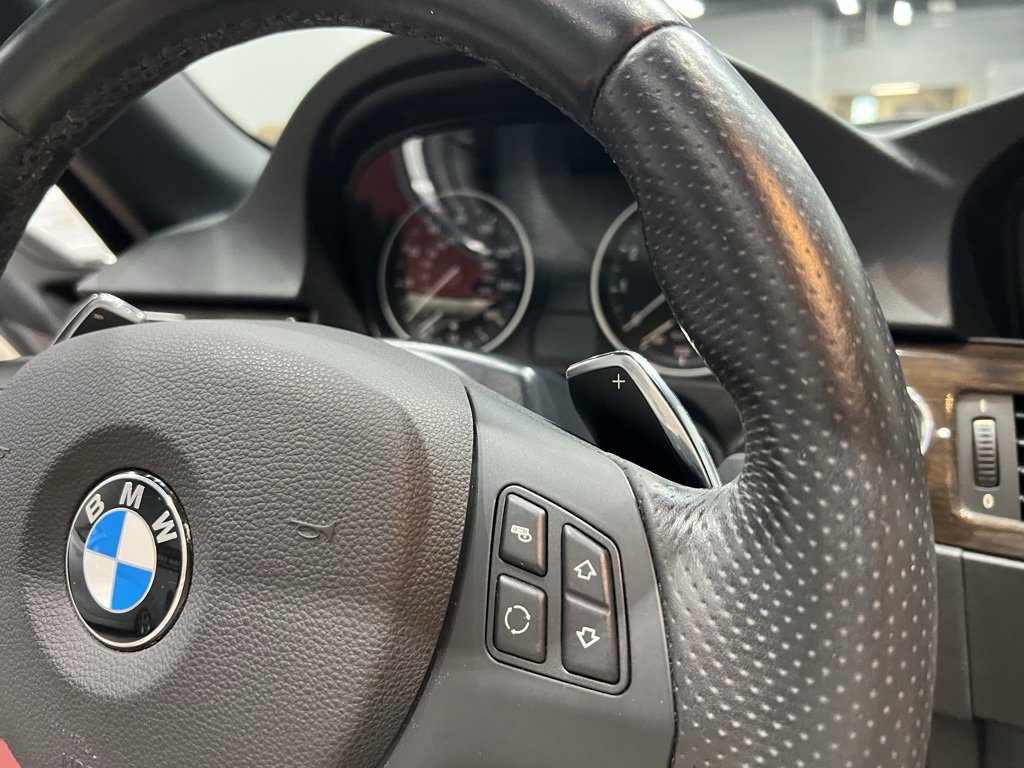 Used 2013 BMW 335i Convertible image 48