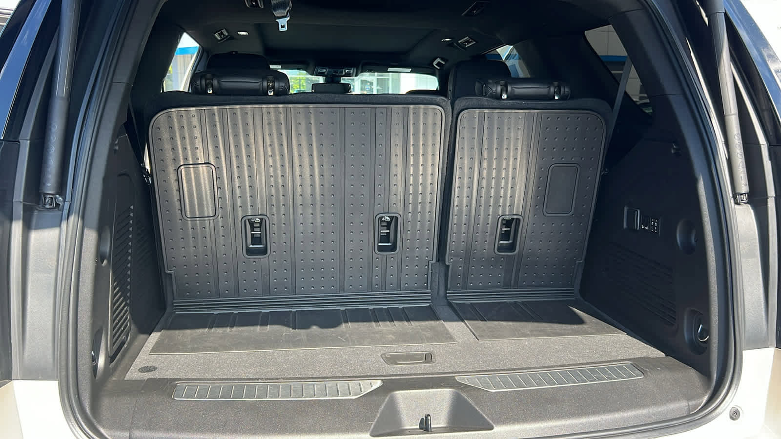 Certified 2022 Chevrolet Tahoe RST w/ Sport Performance Package image 27