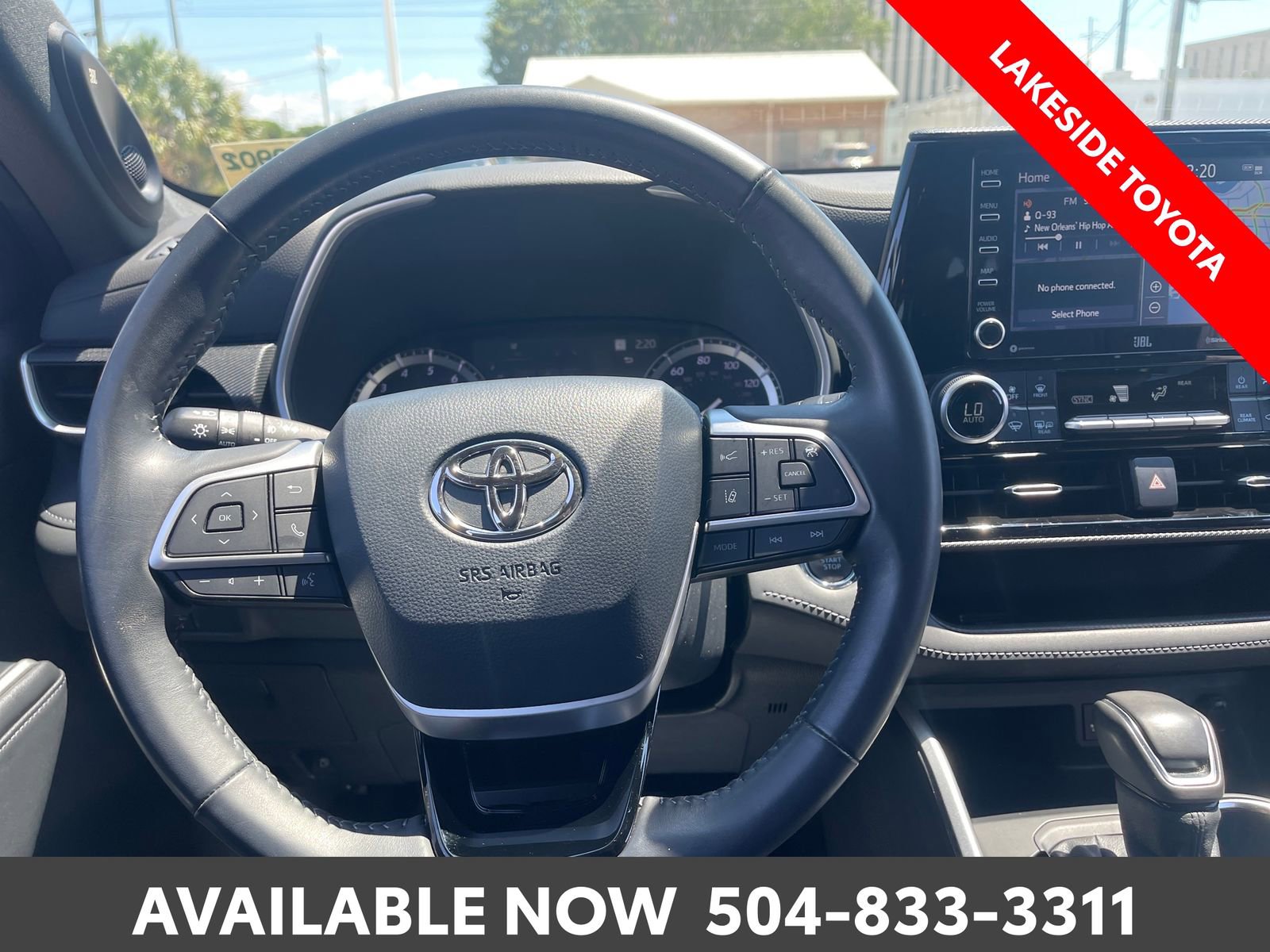 Used 2022 Toyota Highlander XSE FWD image 23