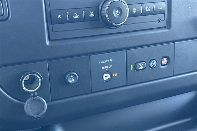 New 2025 Chevrolet Express 2500 Work Van w/ Driver Convenience Package image 24