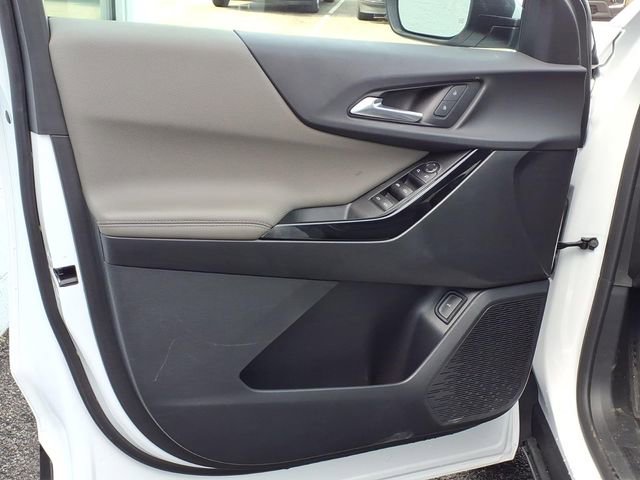 Used 2025 Chevrolet Equinox LT w/ Convenience Package II FWD image 10