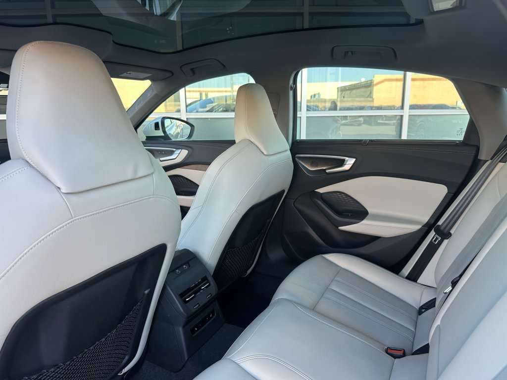 Used 2025 Audi A5 2.0T Prestige w/ 19" Wheel Package image 30