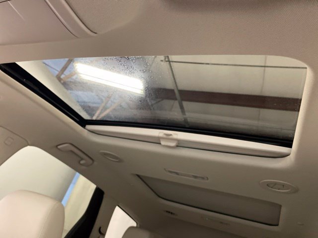 Certified 2023 Buick Enclave Essence w/ Experience Buick Package AWD/4WD image 16