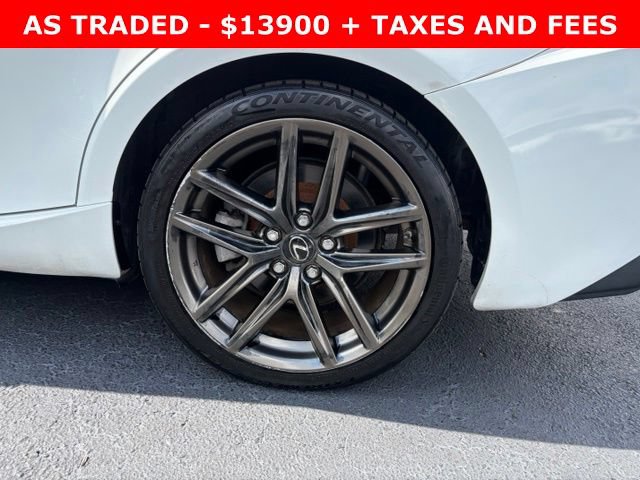 Used 2016 Lexus IS 200t w/ F Sport Package RWD image 10