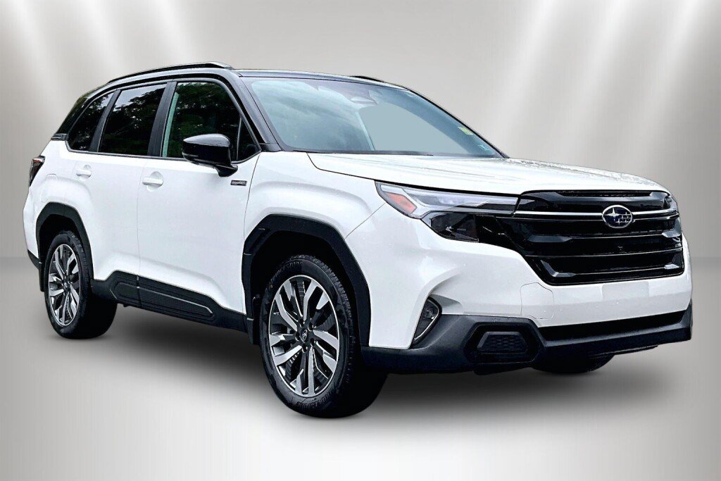 New 2026 Subaru Forester Touring AWD/4WD image 1