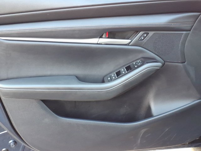 Used 2025 MAZDA MAZDA3 s FWD image 13