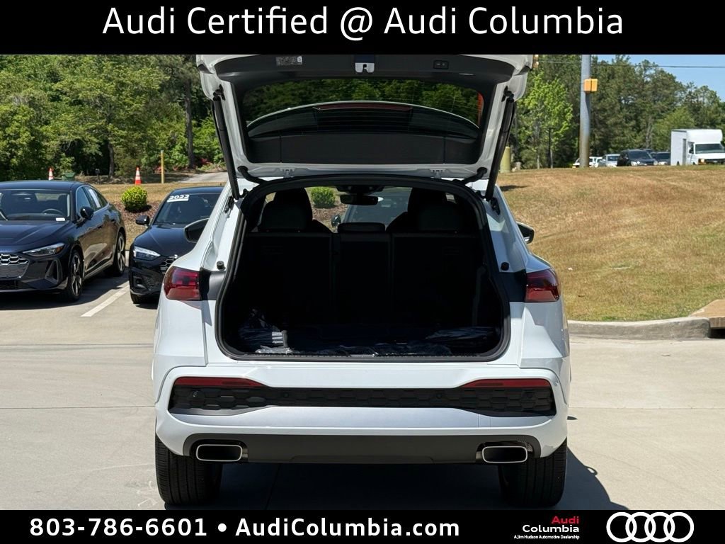 Used 2025 Audi Q5 Premium Plus w/ Premium Plus AWD/4WD image 16