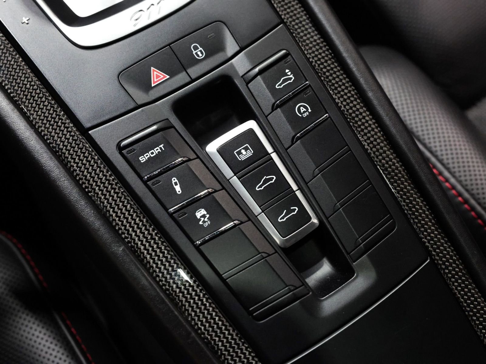 Used 2019 Porsche 911 Carrera 4 AWD/4WD image 40