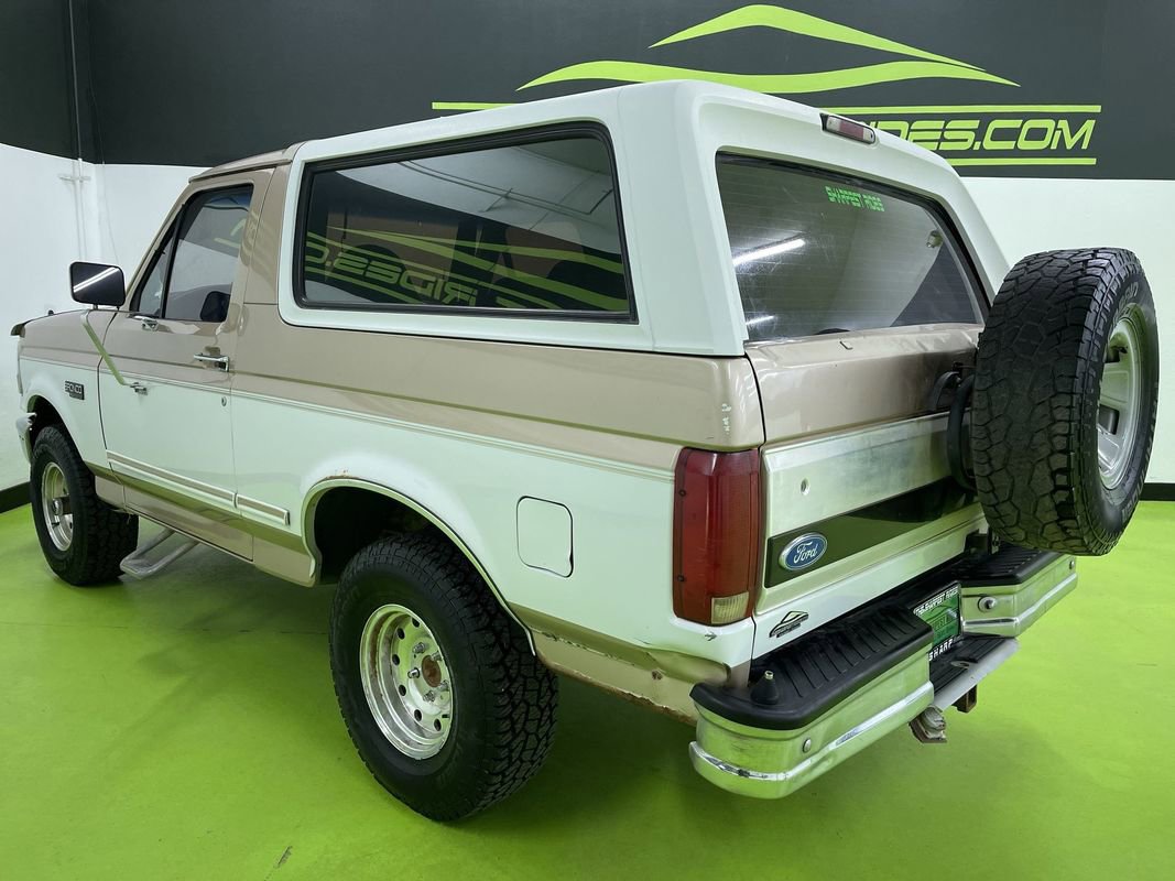 Used 1996 Ford Bronco XLT image 7
