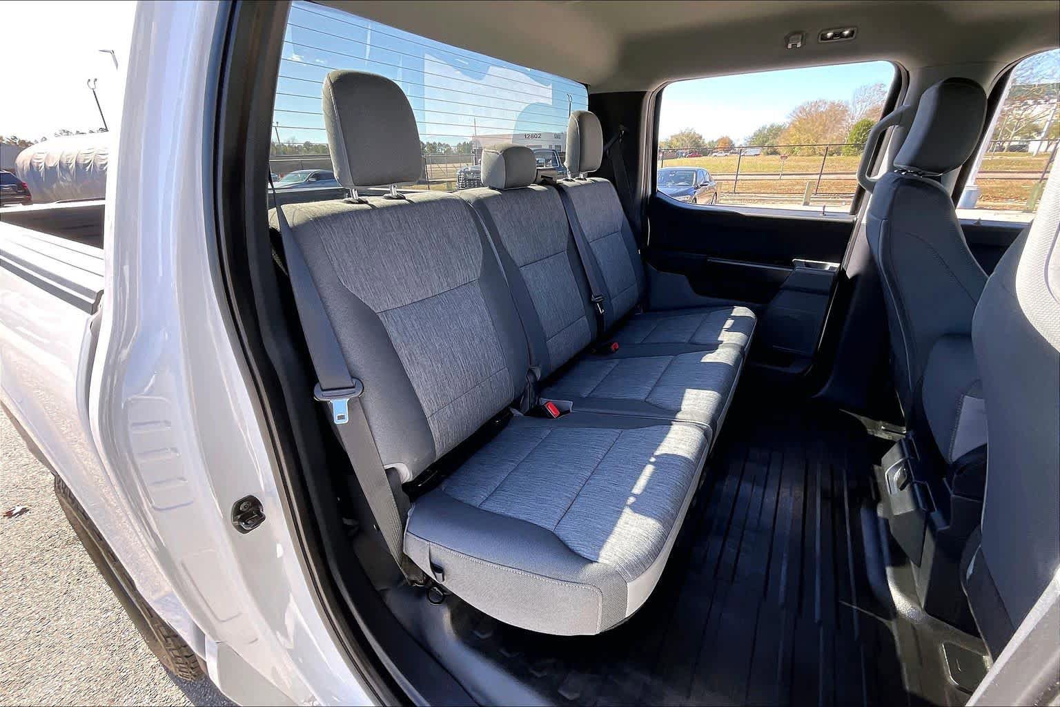 Used 2022 Ford F150 XL w/ Equipment Group 101A High AWD/4WD image 33