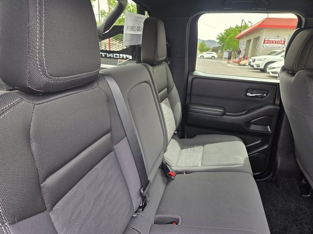 Used 2023 Nissan Frontier SV w/ Midnight Edition Package AWD/4WD image 10
