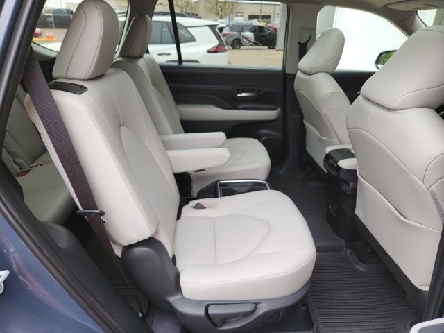 Certified 2026 Toyota Grand Highlander XLE image 28