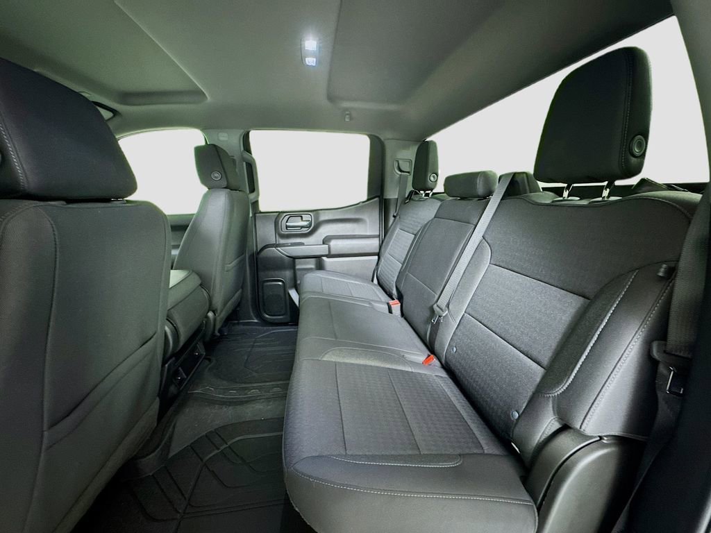 Used 2023 Chevrolet Silverado 1500 Custom image 17