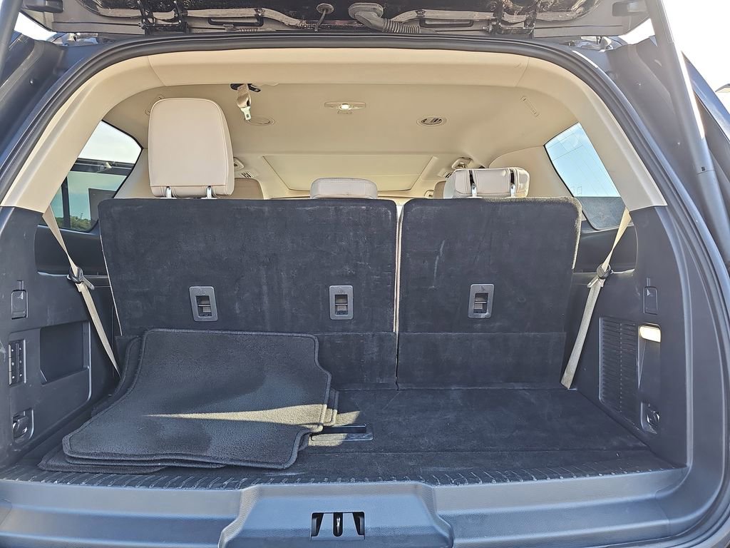 Used 2024 Ford Expedition Limited image 17