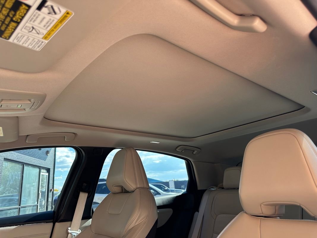 Used 2023 Nissan Ariya Evolve+ image 41