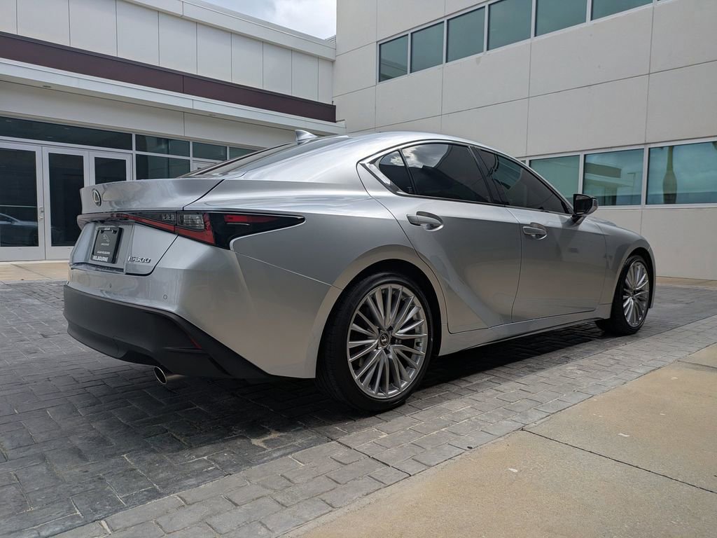 Used 2025 Lexus IS 300 w/ Premium Package RWD image 5