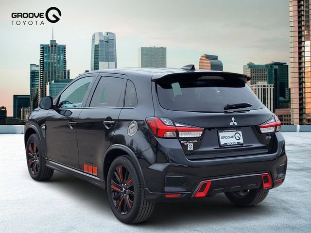 Used 2021 Mitsubishi Outlander Sport Black Edition image 3