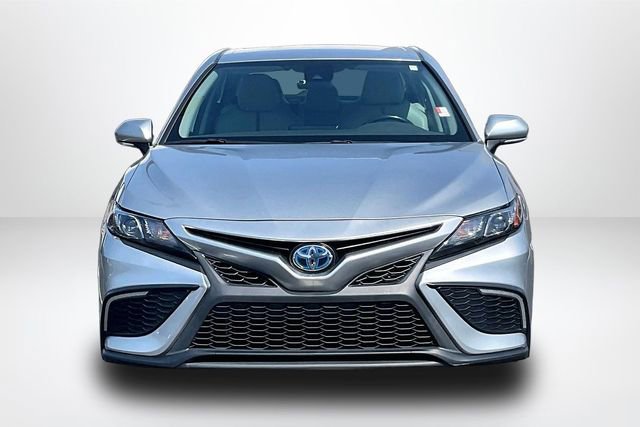 Used 2022 Toyota Camry SE FWD image 3