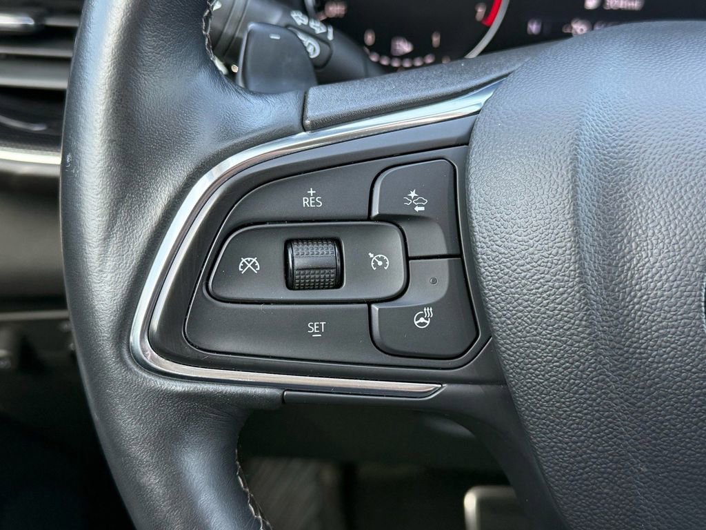 Used 2023 Buick Envision Preferred image 18