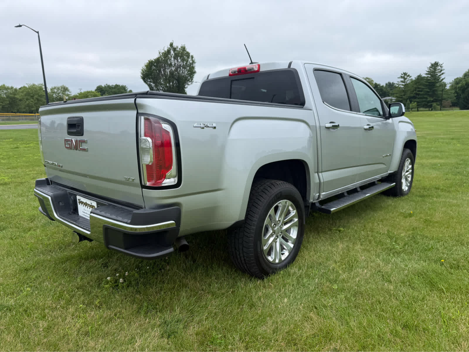 Used 2017 GMC Canyon SLT w/ Driver Alert Package AWD/4WD image 7