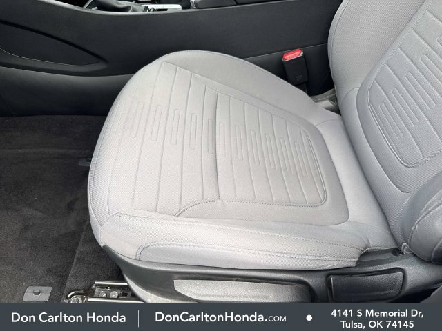 Used 2024 Hyundai Santa Cruz SE FWD image 12