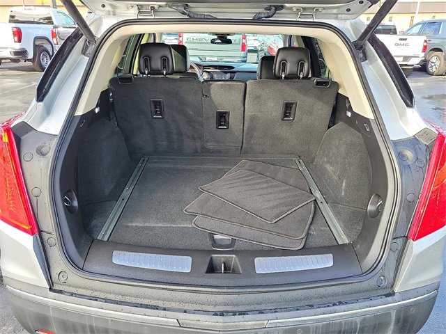 Used 2017 Cadillac XT5 Luxury w/ Driver Awareness Package image 22