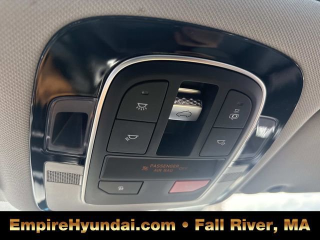 Used 2023 Hyundai Santa Fe SEL w/ Premium Package image 27