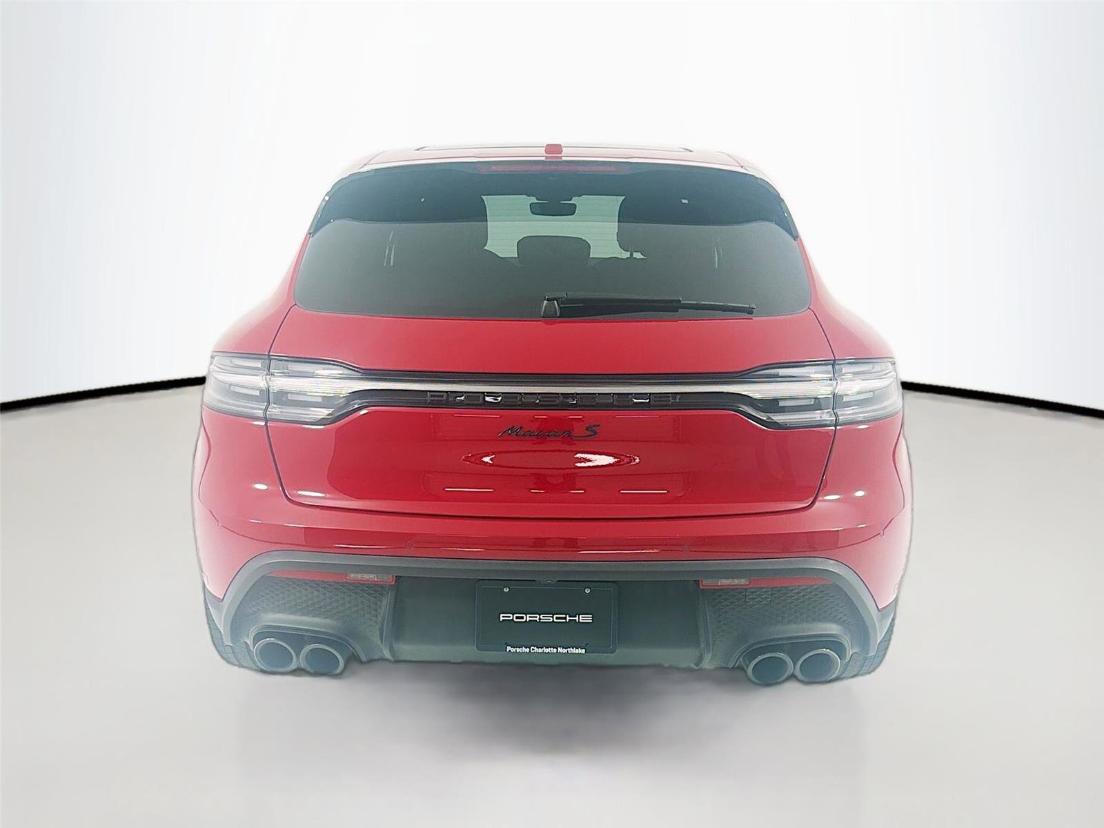 Certified 2023 Porsche Macan S AWD/4WD image 26