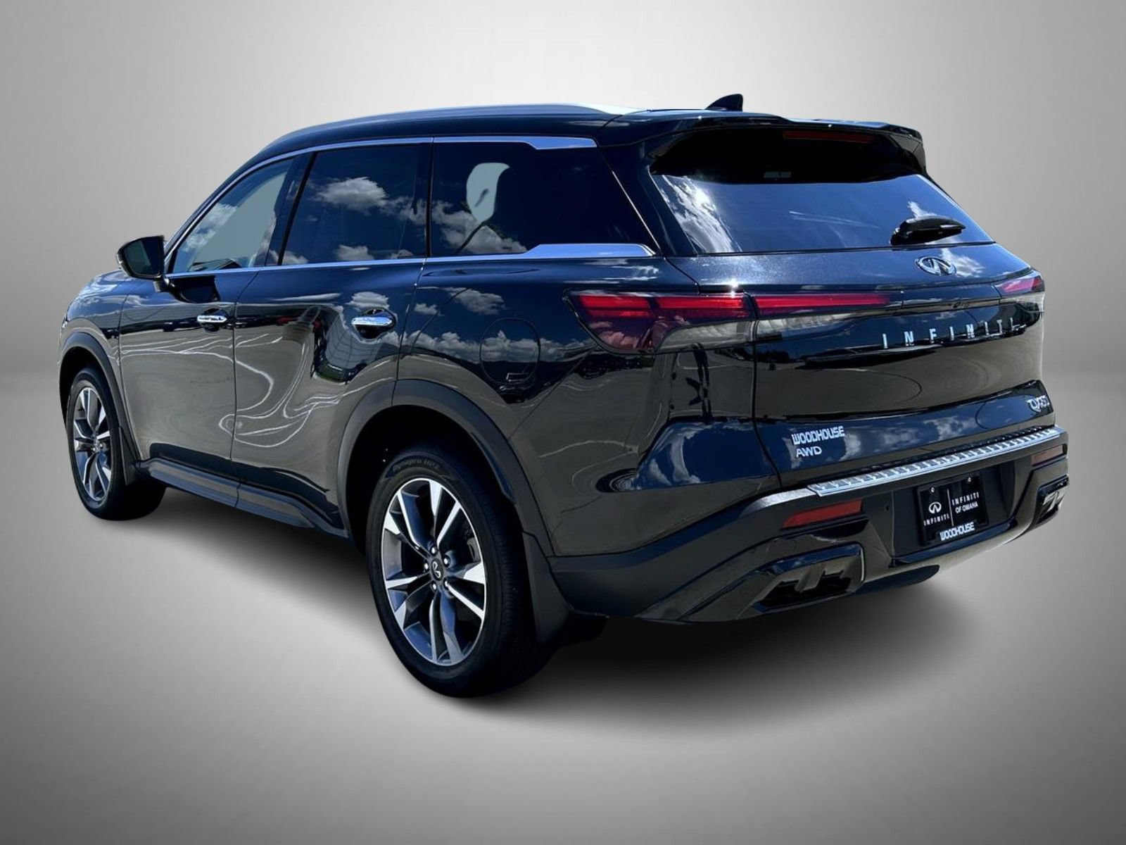 Certified 2023 INFINITI QX60 Luxe w/ Cargo Package AWD/4WD image 7