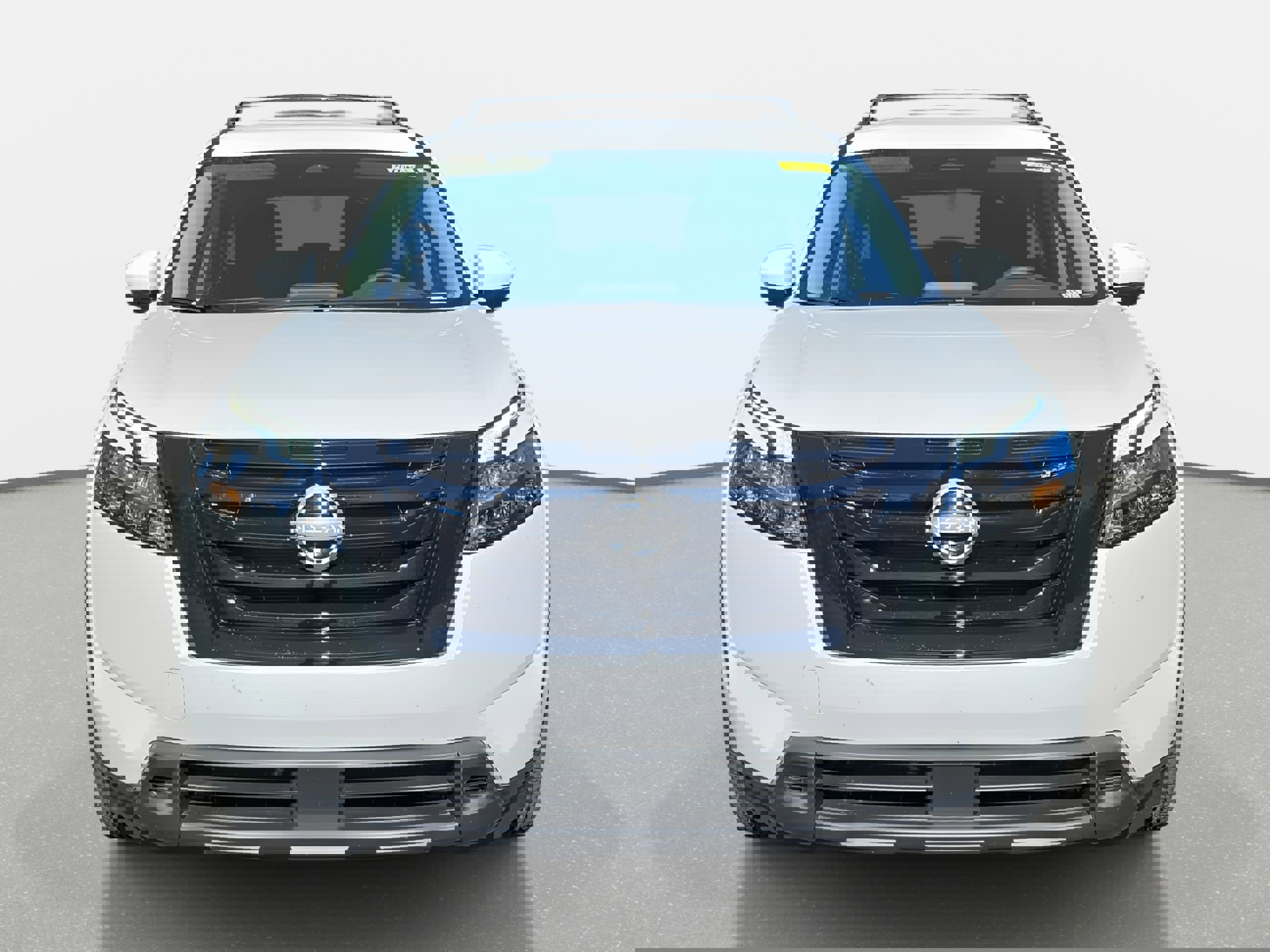 New 2025 Nissan Pathfinder SV w/ Black Appearance Package image 2